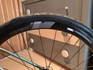 Bicicleta de carretera BH aerolight