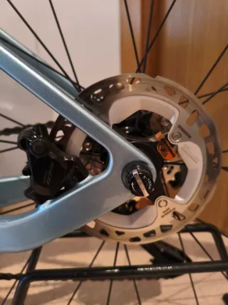 Bicicleta de carretera BH aerolight