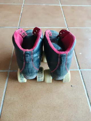 Patines de hockey negros