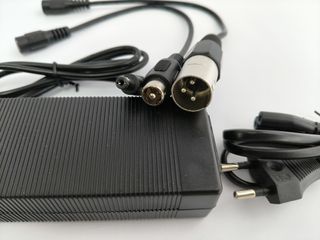 Cargador Bici Eléctrica 24V - 3 Conectores