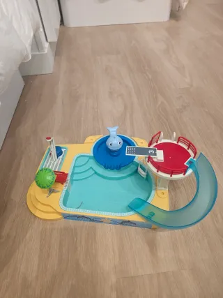 Piscina de juguete Playmobil con accesorios
