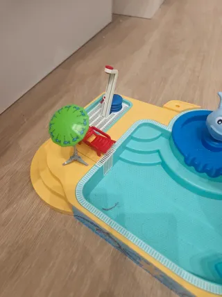 Piscina de juguete Playmobil con accesorios