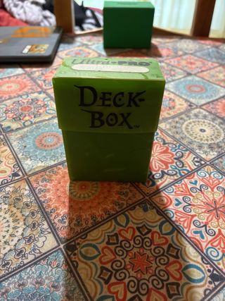 Mazo Dragones Azul Rojo con Fundas y Caja