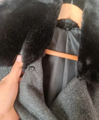 Abrigo de lana gris talla 46