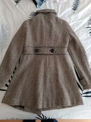 Abrigo doble botonadura estampado