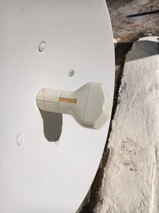 Antena WiFi Parabólica Blanca