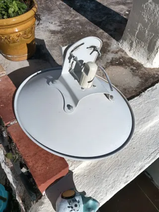 Antena WiFi Parabólica Blanca