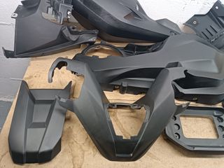 Plastico BMW C400GT C400X 18-24 moldura cubierta
