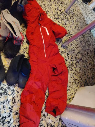 Pack Nieve: Mono, Trineo, Pala y Botas