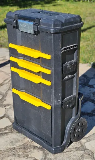 Caja de herramientas Stanley 3 en 1 con ruedas