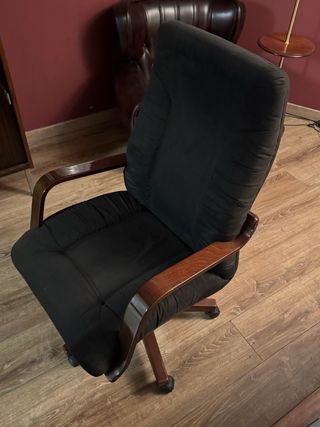 Sillón de oficina con ruedas