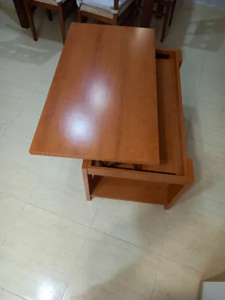 Mesa de centro elevable de madera