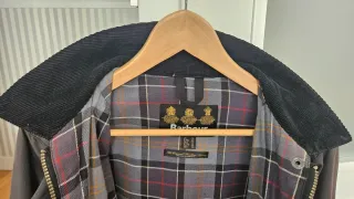 Chaqueta Barbour mujer negra. Talla 42