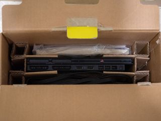 PlayStation 2 PS2 Sony Negra Caja Amarilla