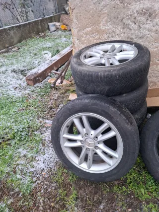 Llantas de aleación Mercedes-Benz