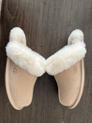 Zapatillas UGG Beige Mujer