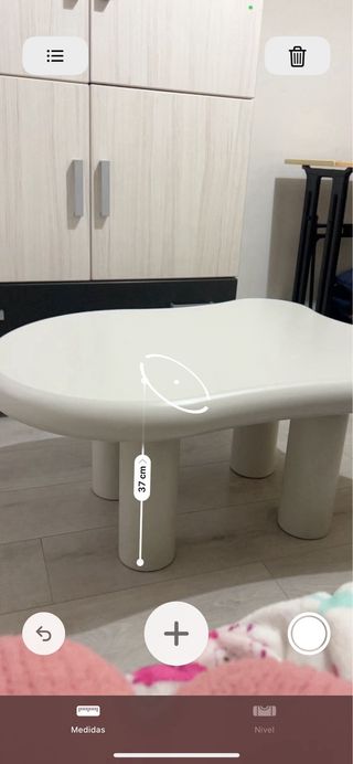 Mesa centro moderna asimétrica blanca