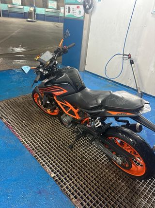 KTM Duke 125 2023