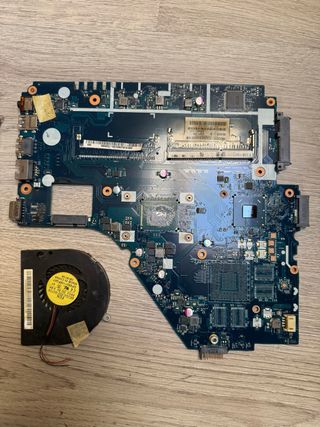 Scheda Madre Acer Aspire E1