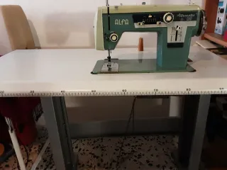 Máquina de coser Alfa 109 semi industrial