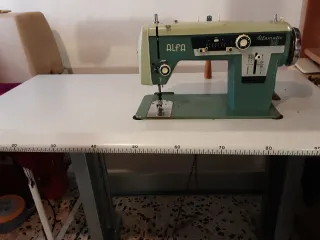 Máquina de coser Alfa 109 semi industrial