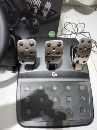 Logitech G923 + Cambio + Scatola volante e pedali