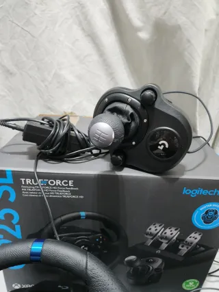 Logitech G923 + Cambio + Scatola volante e pedali