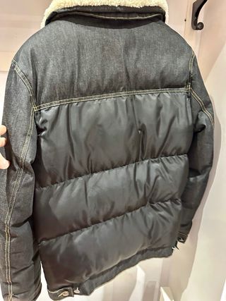 Cazadora Dsquared2 acolchada negra borreguillo