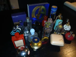 Coleção Frascos Perfume Exposição, 26.