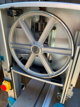 Sierra de Cinta Makita