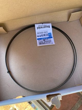 Sierra de Cinta Makita