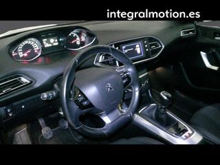 Peugeot 308 5p Allure BlueHDI 130 S&S 6 Vel. MAN