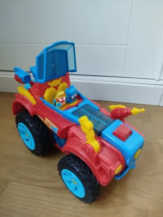Coche Super Things Monster Roller + 2 super things