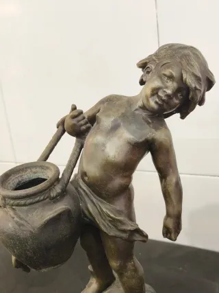 Escultura Auguste Moreau 31cm