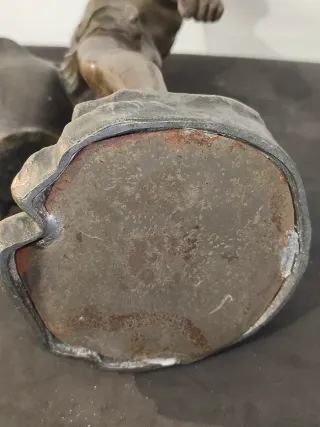 Escultura Auguste Moreau 31cm