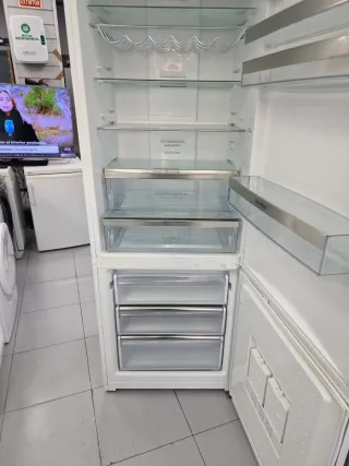 Nevera Siemens  2m x 70cm ancha