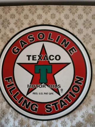 Targa Texaco Gasoline Filling Station