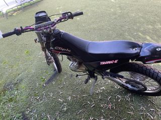 Moto 125cc clipic enduro