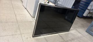 Televisor Negro y Plateado