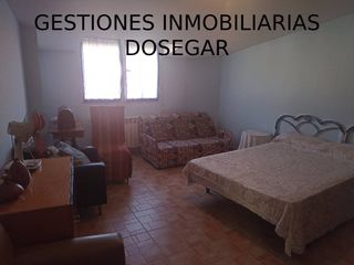 SE VENDE CASA ADOSADA EN PEDRO MUÑOZ