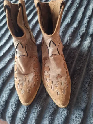 Botines camperos beige/marrón