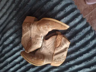 Botines camperos beige/marrón