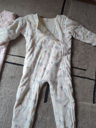 Pijamas de bebé (2 unidades)