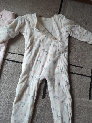 Pijamas de bebé (2 unidades)