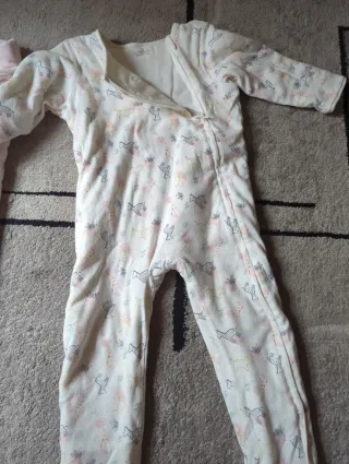 Pijamas de bebé (2 unidades)