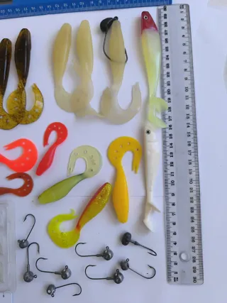 Señuelos vinilos pesca depredadores spinning