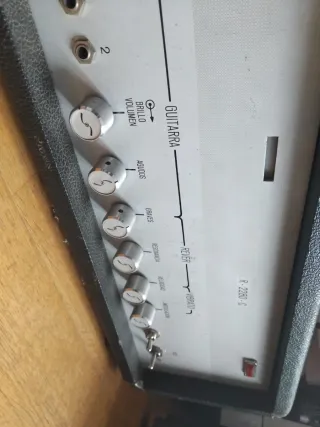 Amplificador Guitarra Sinmarc R-2280-C