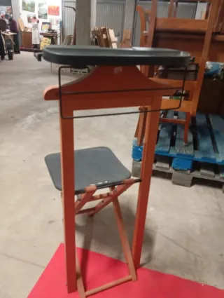 Grucce multifunzione in legno e plastica