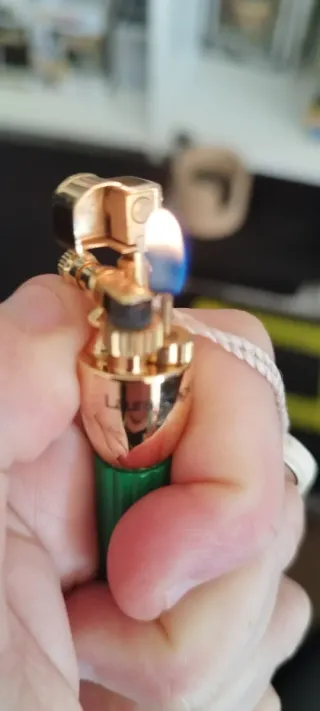 Isqueiro Laura Biagiotti Coleção