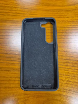 Funda Quad Lock Galaxy S24 Negra